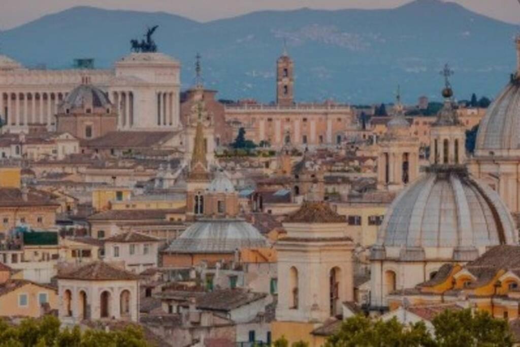 פונטקורבו Accanto All'Autostrada Al Centro Tra Roma E Napoli מראה חיצוני תמונה